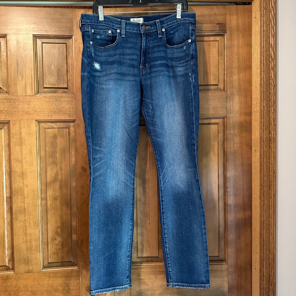 Madewell Slim Boyjean - medium wash, mid rise, size 29